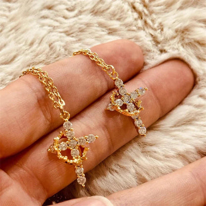 Collier Croix & Couronne Rotative